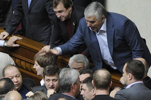 ''Всех вас положу!'' На Донбассе задержали скандального экс-регионала