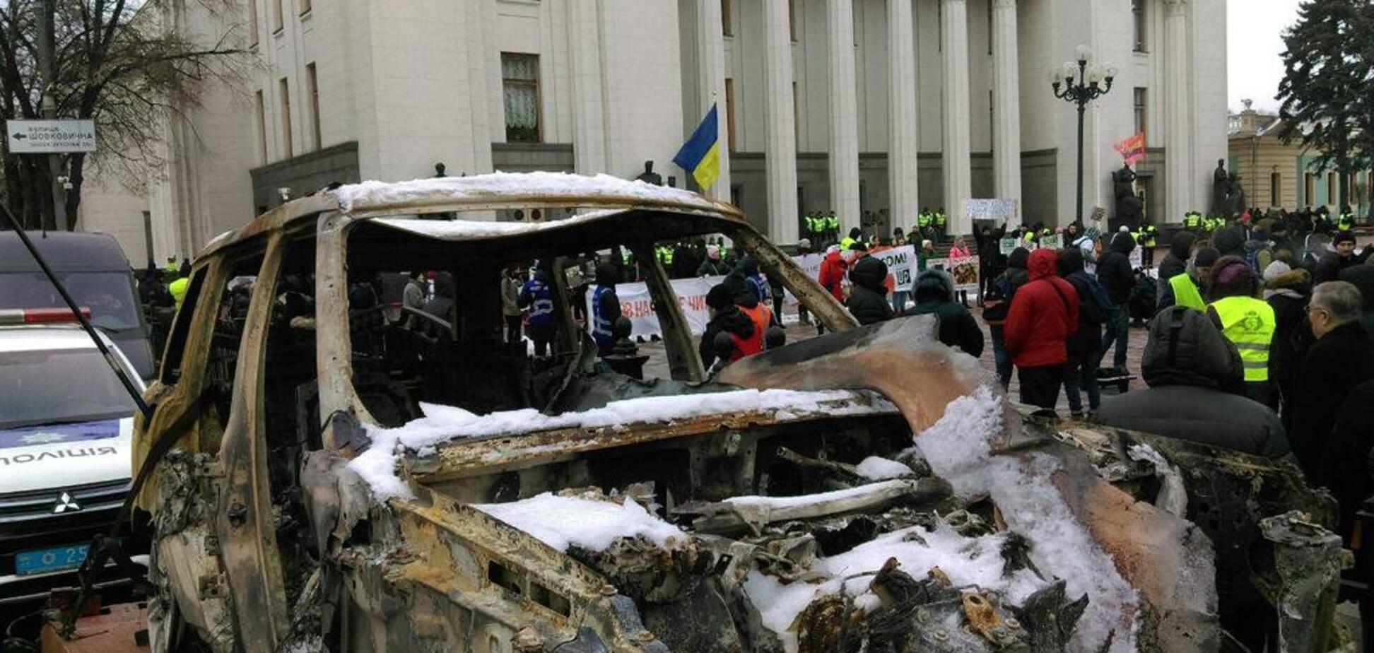 Вдарить по кожному українцеві: чим загрожує свавілля ''євробляхерів''