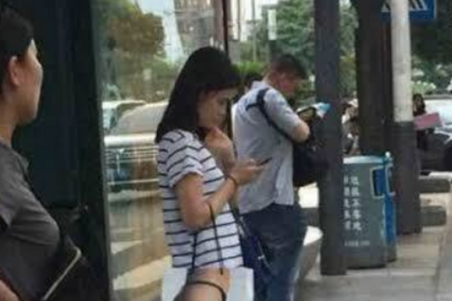 ''Ноги закороткі!'' Мережу повеселила гола оптична ілюзія