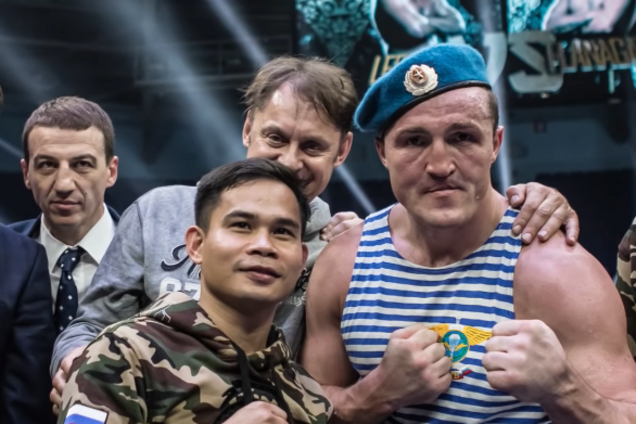 ''Как в анекдоте'': боксера из команды Путина высмеяли за попытки подраться с Усиком