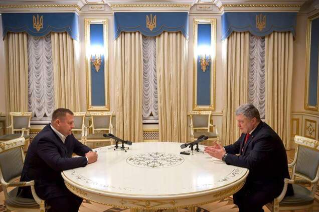 Порошенко: проблему міжнародного аеропорту Дніпра розв’яжуть найближчим часом