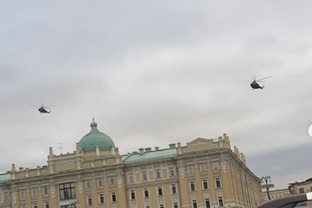 Над Кремлем підняли літаки з військовими: у Росії зізналися, в чому справа