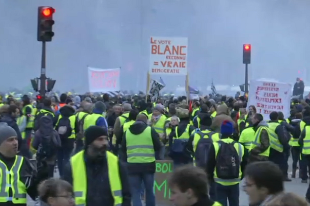 Протесты в Париже