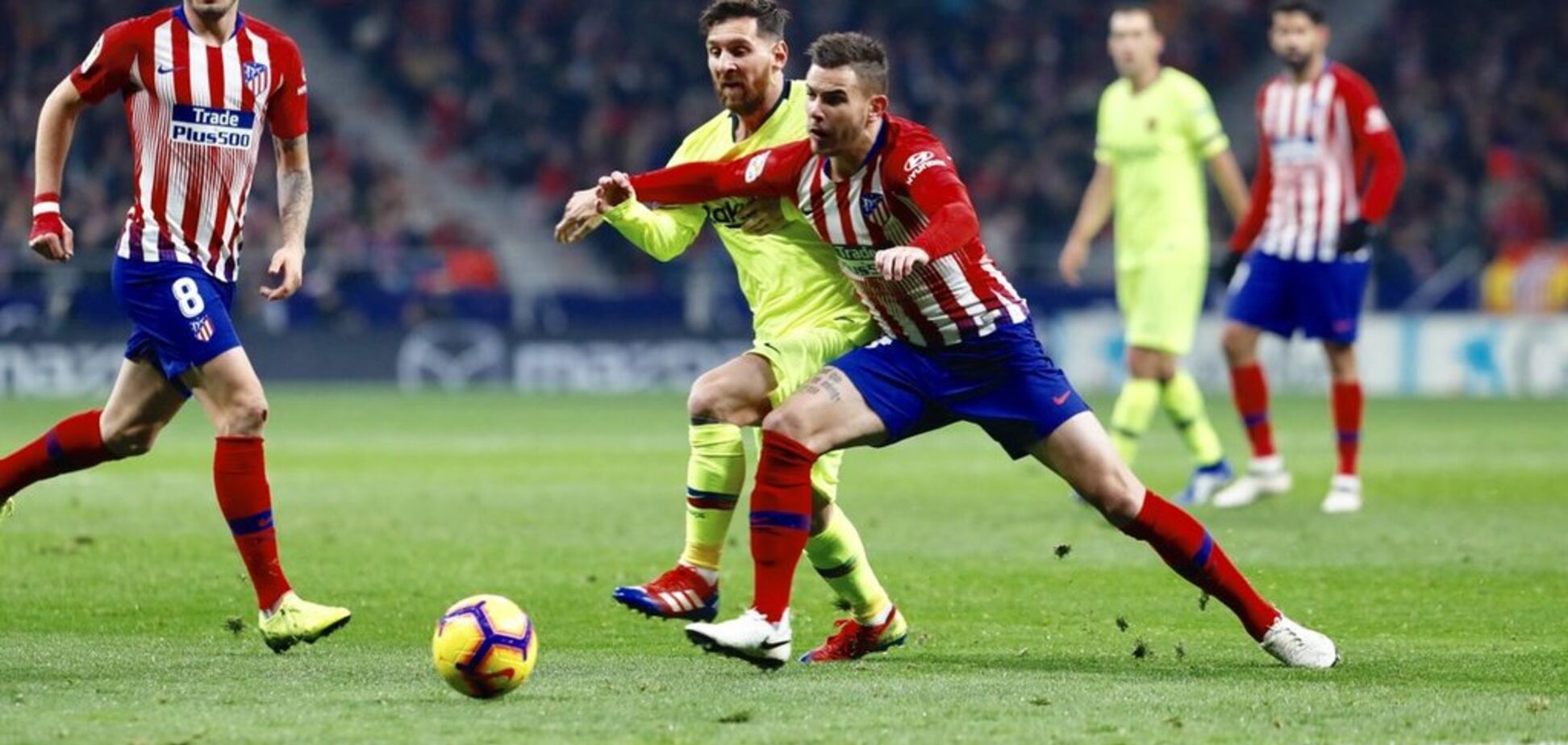 'Барселона' драматично сыграла вничью с 'Атлетико'
