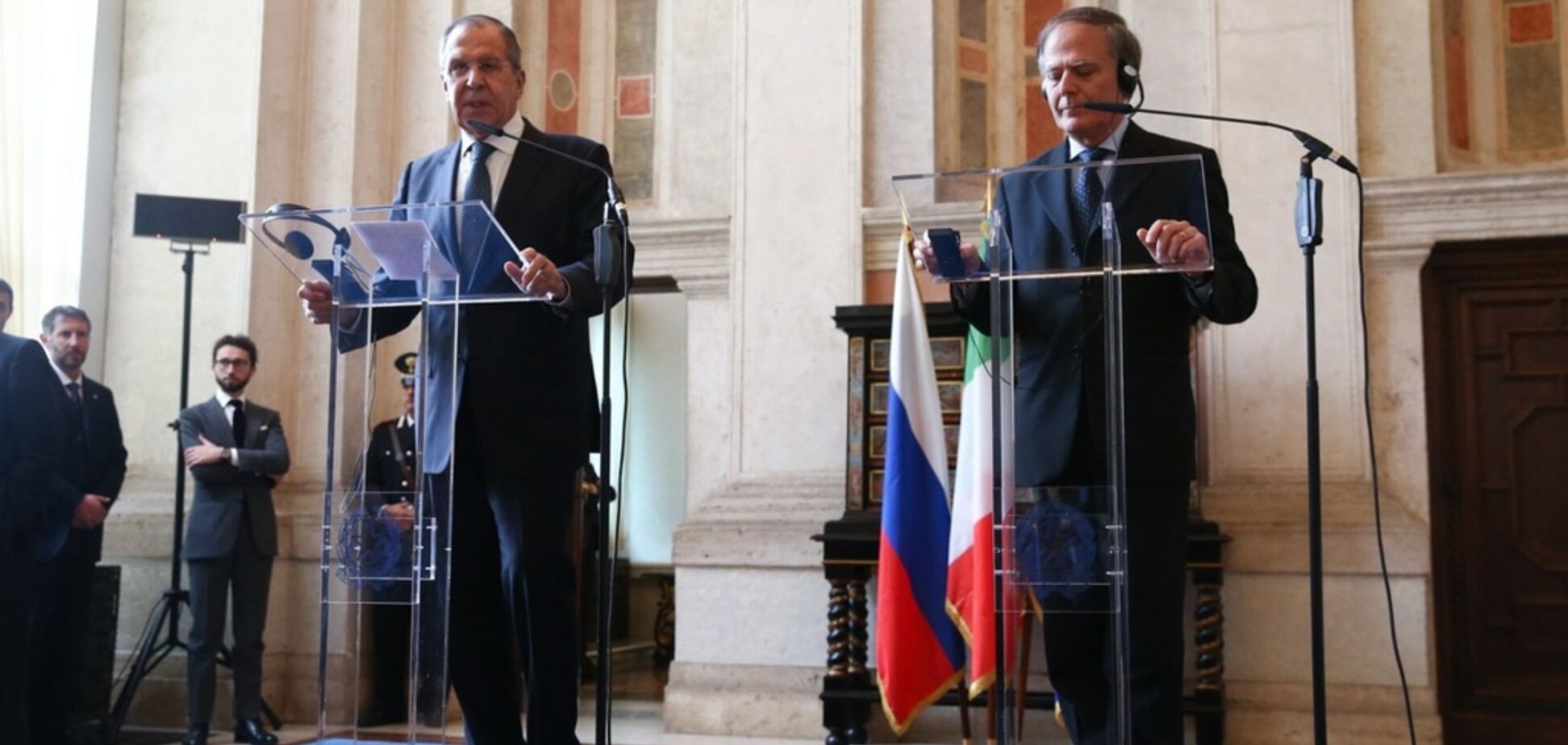 ''Пособники Гитлера'': Лавров сделал возмутительное заявление о Бандере и Шухевиче