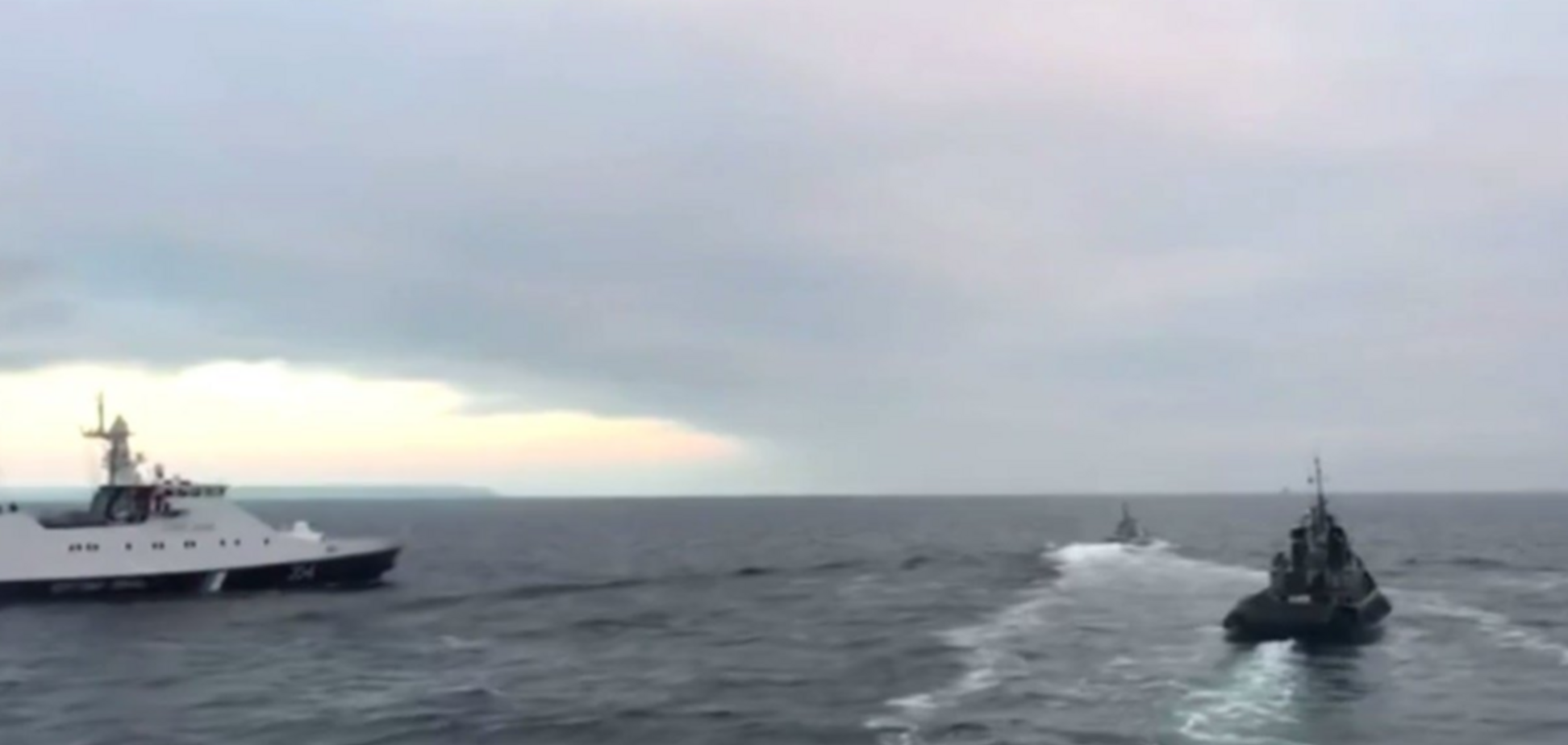 ''НАТО, испугайся!'' Россиян высмеяли за дырявый корабль в море