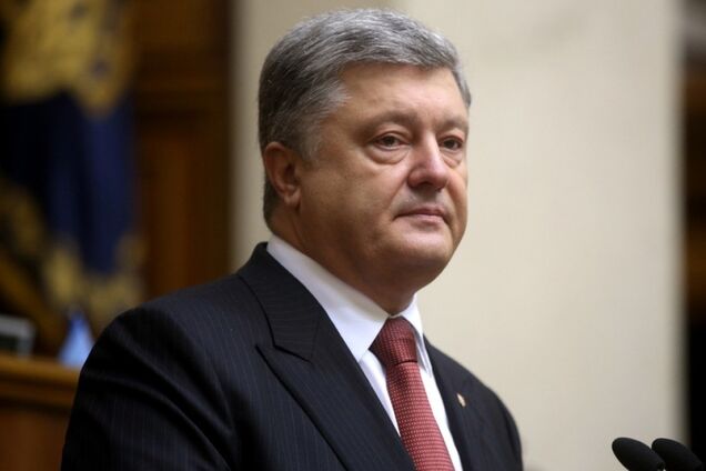 ''Противник біля кордону'': Порошенко розкрив таємні дані про загрозу вторгнення Росії