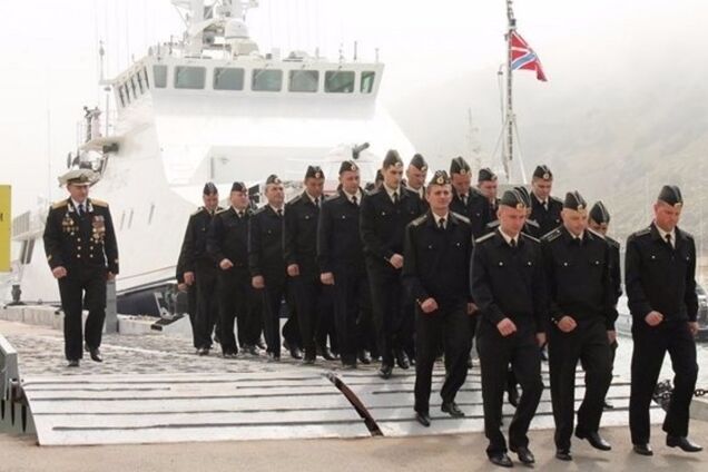 Появились фото российских командиров, напавших на корабли Украины