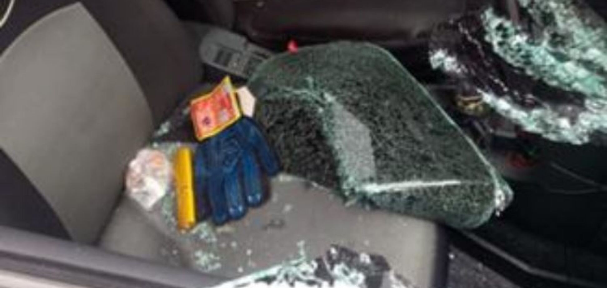 Запорожские полицейские задержали автовора, ограбившего ВАЗ на стоянке возле ТЦ