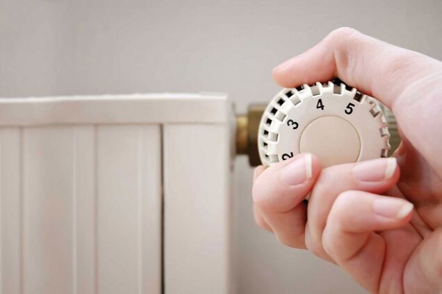 В Киеве резко повысили тарифы на тепло и горячую воду: сколько заплатим