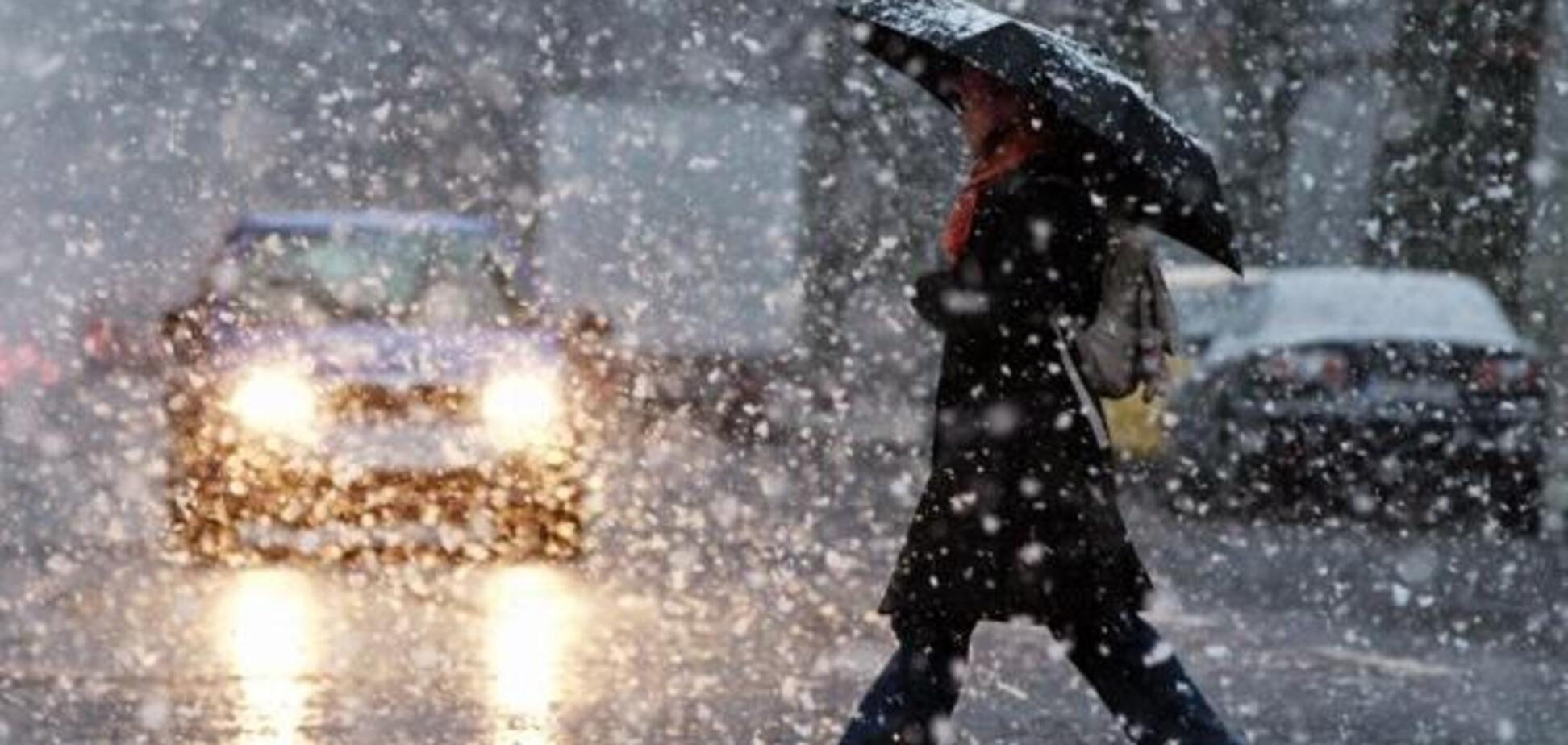 Сніг, дощ і ожеледь: в Україні істотно погіршиться погода
