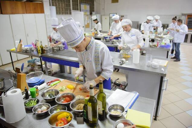 ''Раньше такого спроса на рабочие руки не было'': в Киеве проходит конкурс World skills Ukraine
