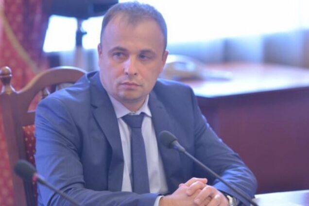 ''Достойная зарплата и яркое будущее'': в Минобразования дали совет бизнесу