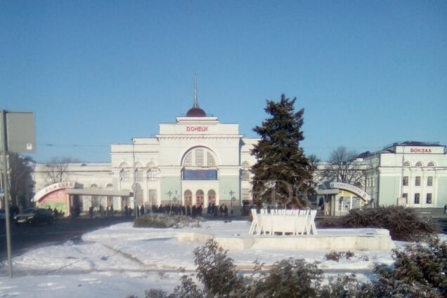 Будни хунто-папарацци в Донецке
