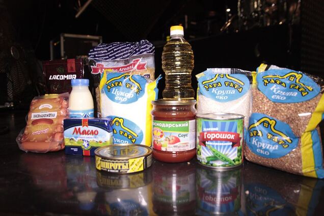 Благотворительный фонд Мунтяна раздал продуктовые наборы тысяче пенсионеров