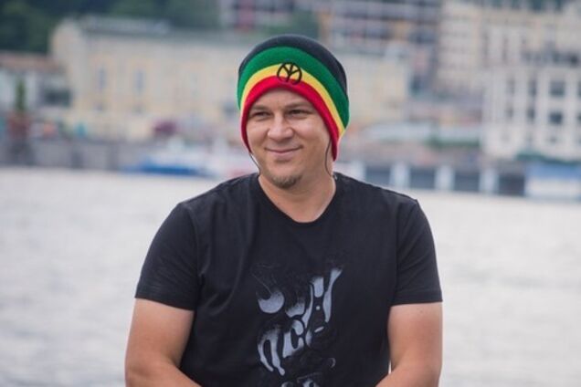 В Україні у шкільну програму включили книжку відомого репера