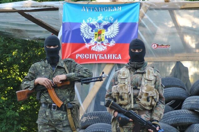 Россия отделилась забором от ''ЛНР'': опубликованы фото