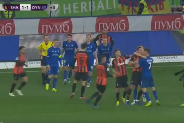 'Шахтер' - 'Динамо': появилось видео массовой драки футболистов