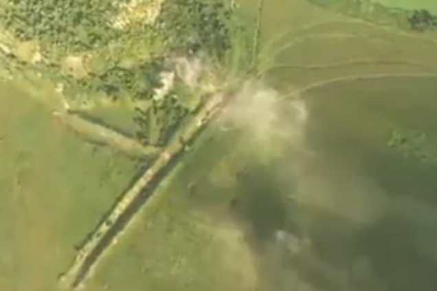 ''Боги війни!'' У мережі показали відео потужних ударів ЗСУ по терористах