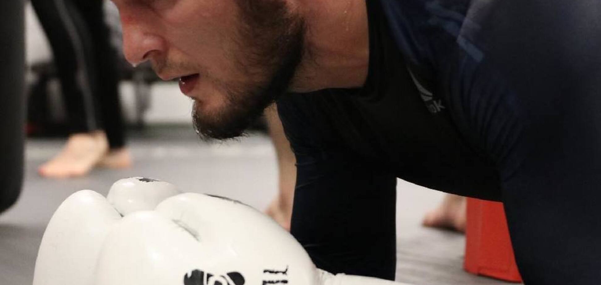 ''Наращивать'': у Хабиба анонсировали бой с Мейвезером