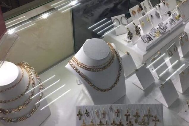 В Украине разоблачили масштабную схему контрабанды ''ювелирки'': в прокуратуре раскрыли детали