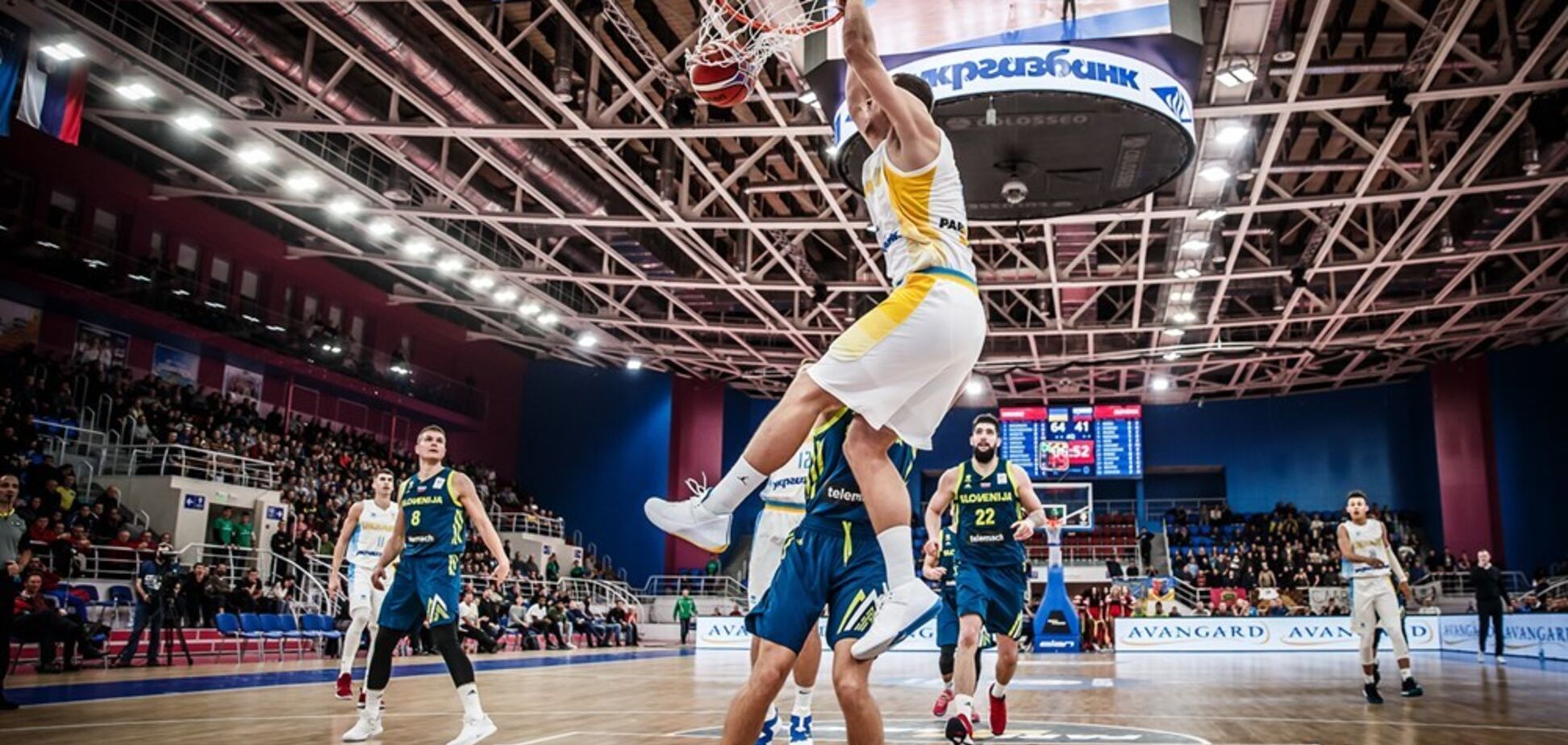 Українські баскетболісти реалізували геніальний трюк у матчі з чемпіонами Європи: ефектне відео