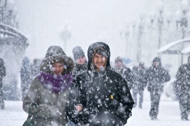 Мороз до -20 і заметіль: синоптики дали прогноз на останній день осені в Україні