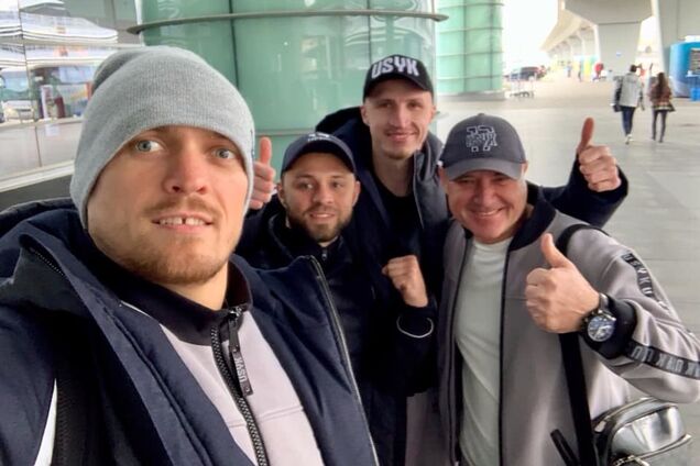 Флаг Украины: Усик в необычном наряде покрасовался в Швейцарии