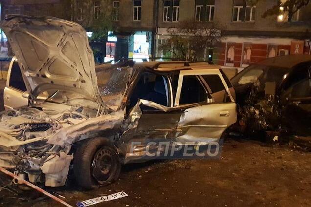 В Киеве произошло жуткое тройное ДТП: пострадавший умер в больнице