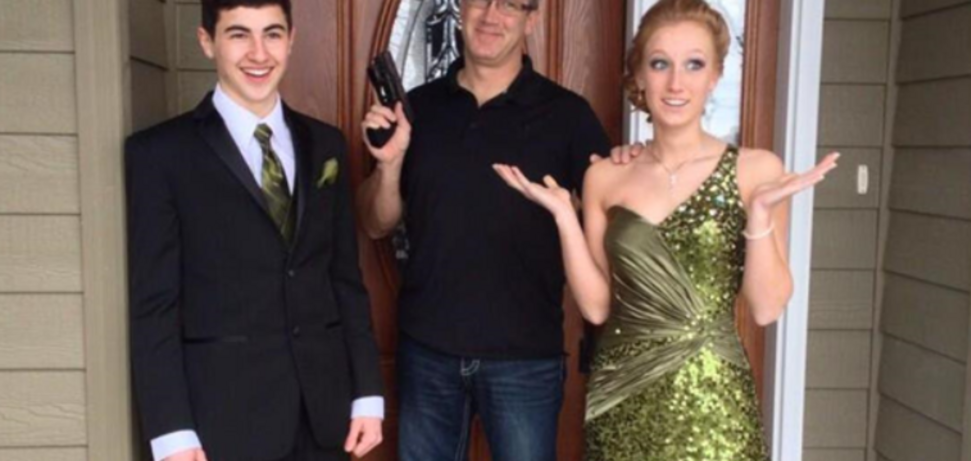 Американець підкорив мережу, спародіювавши фото дочки з весільної подорожі