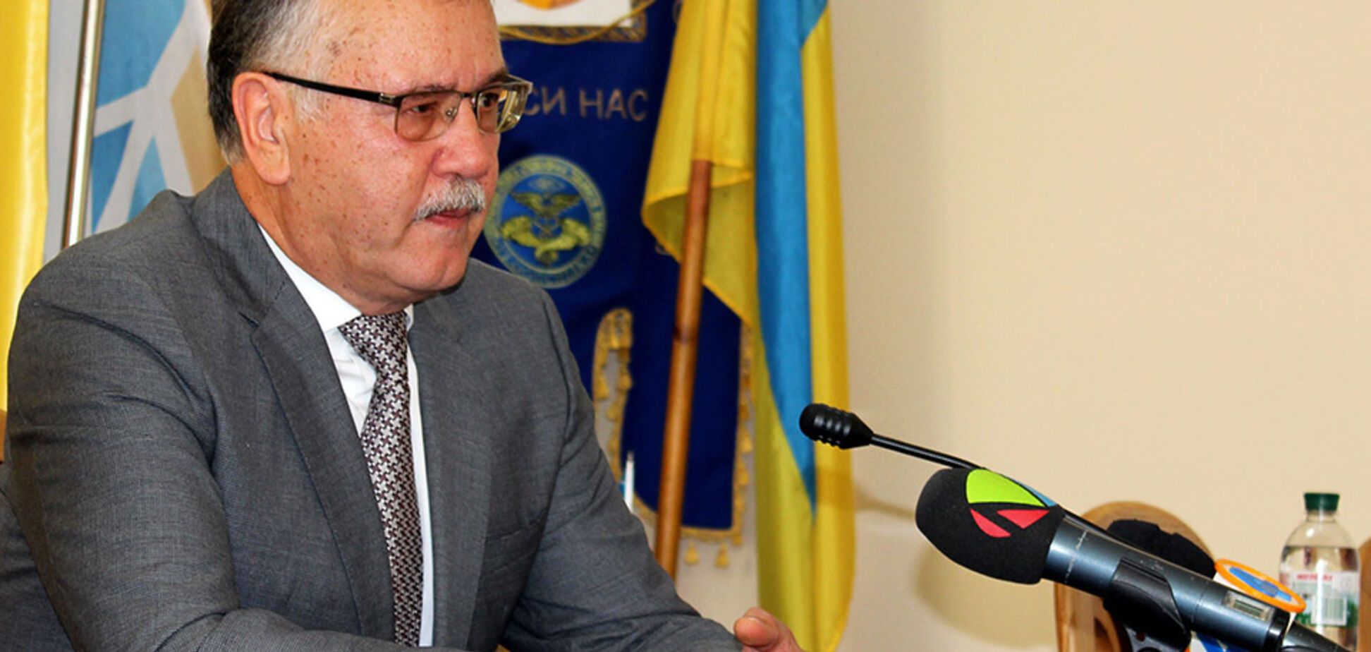 Анатолий Гриценко