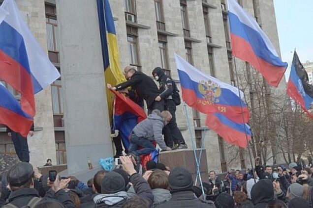 Донбасс был в эйфории от повышения пенсий и зарплат, которые им обещал великий Пу