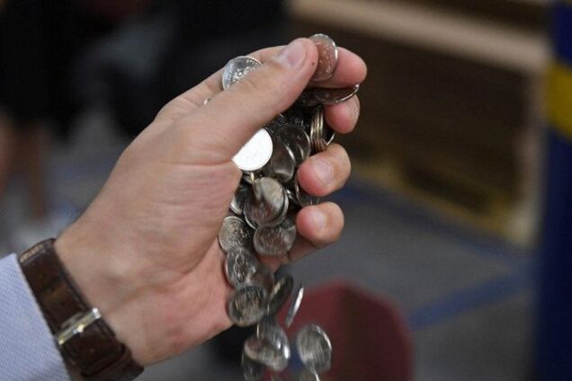 Обвал нефти: российский экономист предрек своей стране удушение