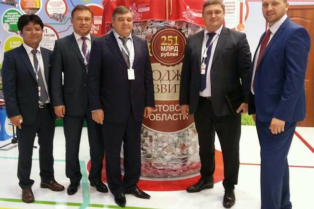 Не общаются: в сети показали нелюбимого родственника Путина. Архивные фото