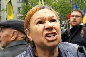 Олена Бережна