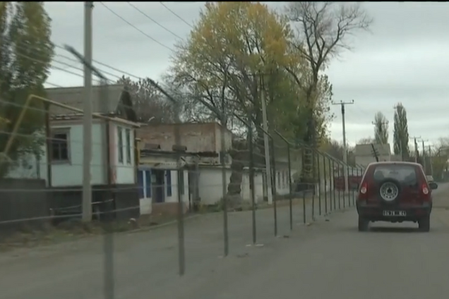 ''Менше скакати треба було'': жителі звільненого ОС селища звинуватили Україну