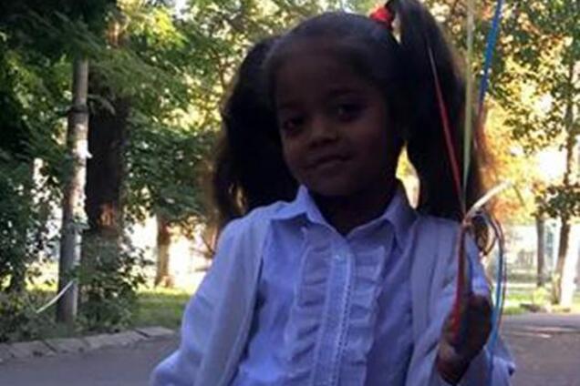 ''Ударило током в столовой!'' Появились новые данные о пострадавшей в школе Киева первокласснице