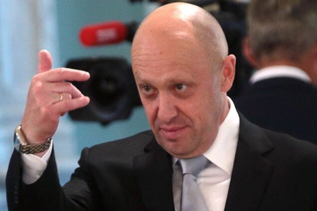 Щось задумав? Власник ''Вагнера'' засвітився на відео з військовими