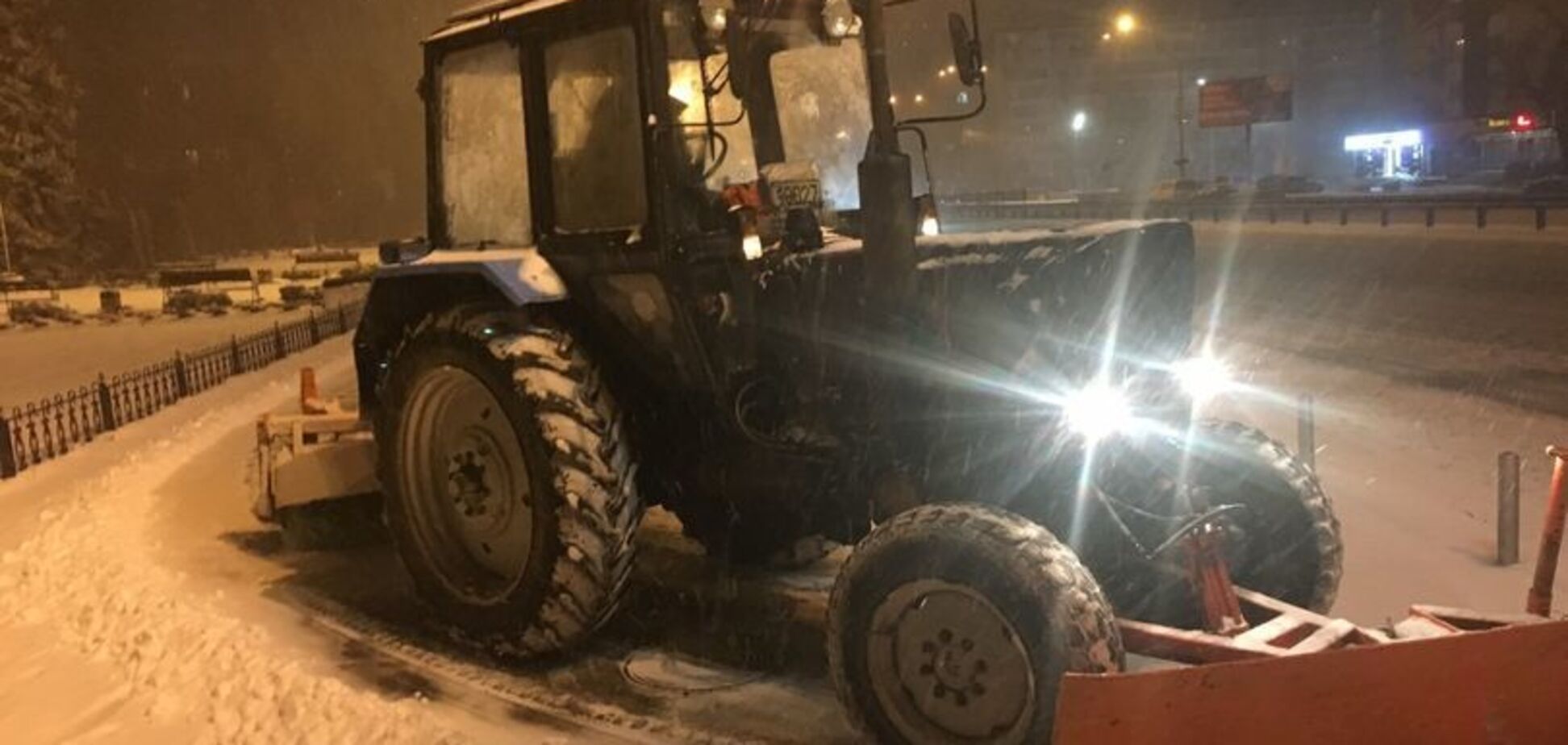 Україну накрив сніжний апокаліпсис: усі подробиці, фото і відео