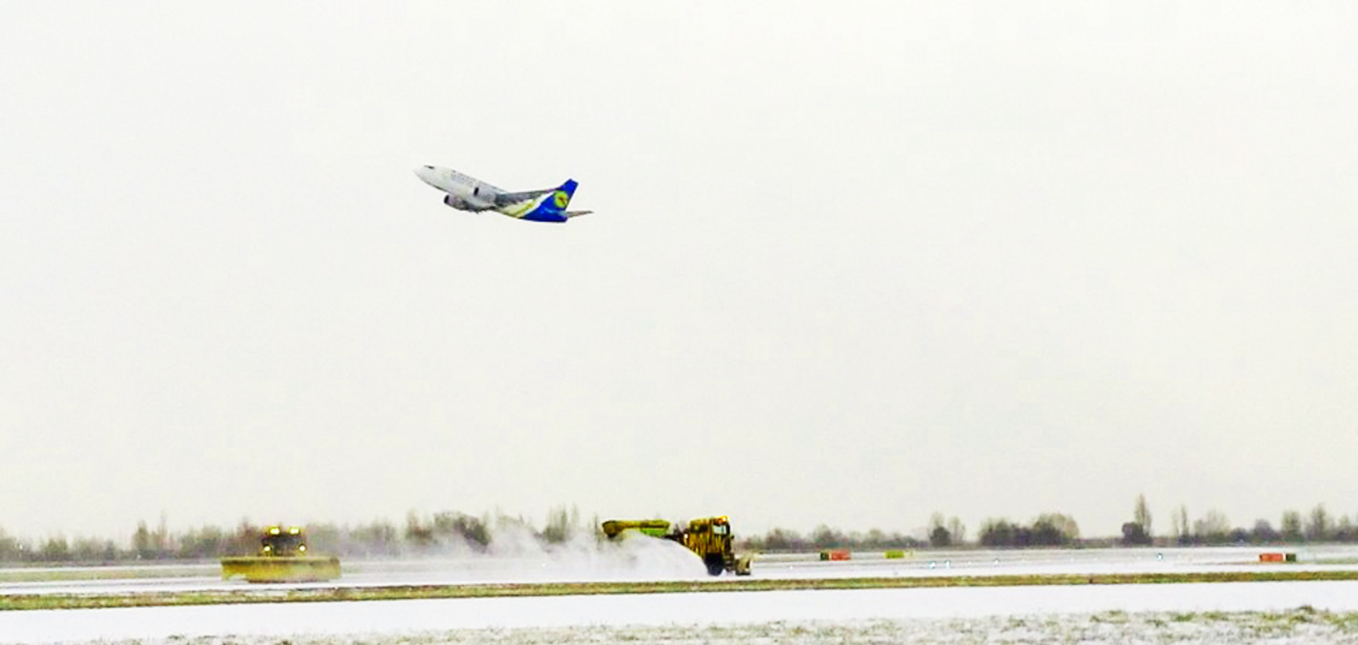 Снежный коллапс в Украине: стало известо о задержке и отмене рейсов