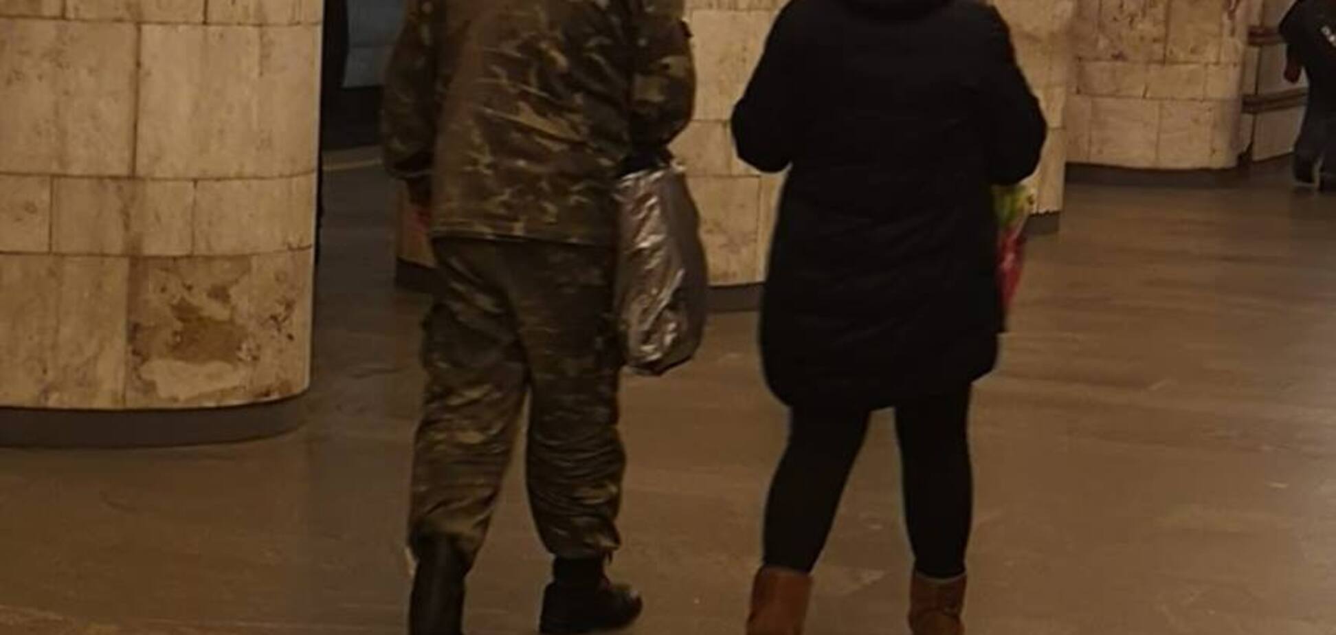 ''Иисус исцелил?'' Звезда киевского метро без ног внезапно пошел: фотофакт