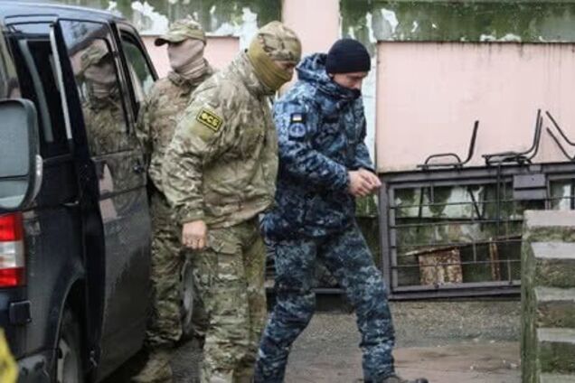 Інцидент у Керченській протоці: українських моряків захищатиме відомий адвокат