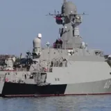 Окупанти перекинули до Криму бойовий корабель з ракетами: фото