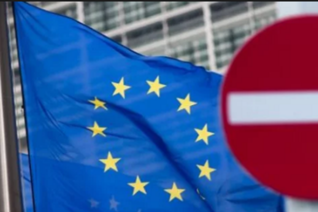 ЕС ввел санкции против организаторов ''выборов'' на Донбассе: что известно