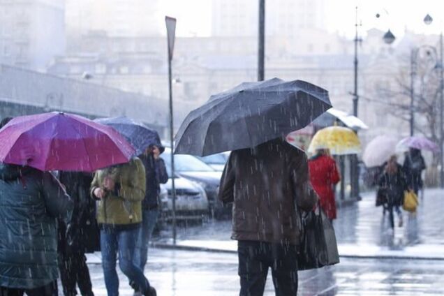 Накриє туман і заллє дощ: з'явився свіжий прогноз погоди в Україні