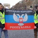 ''Совсем идиоты'': российский журналист высмеял провокаторов Путина во Франции