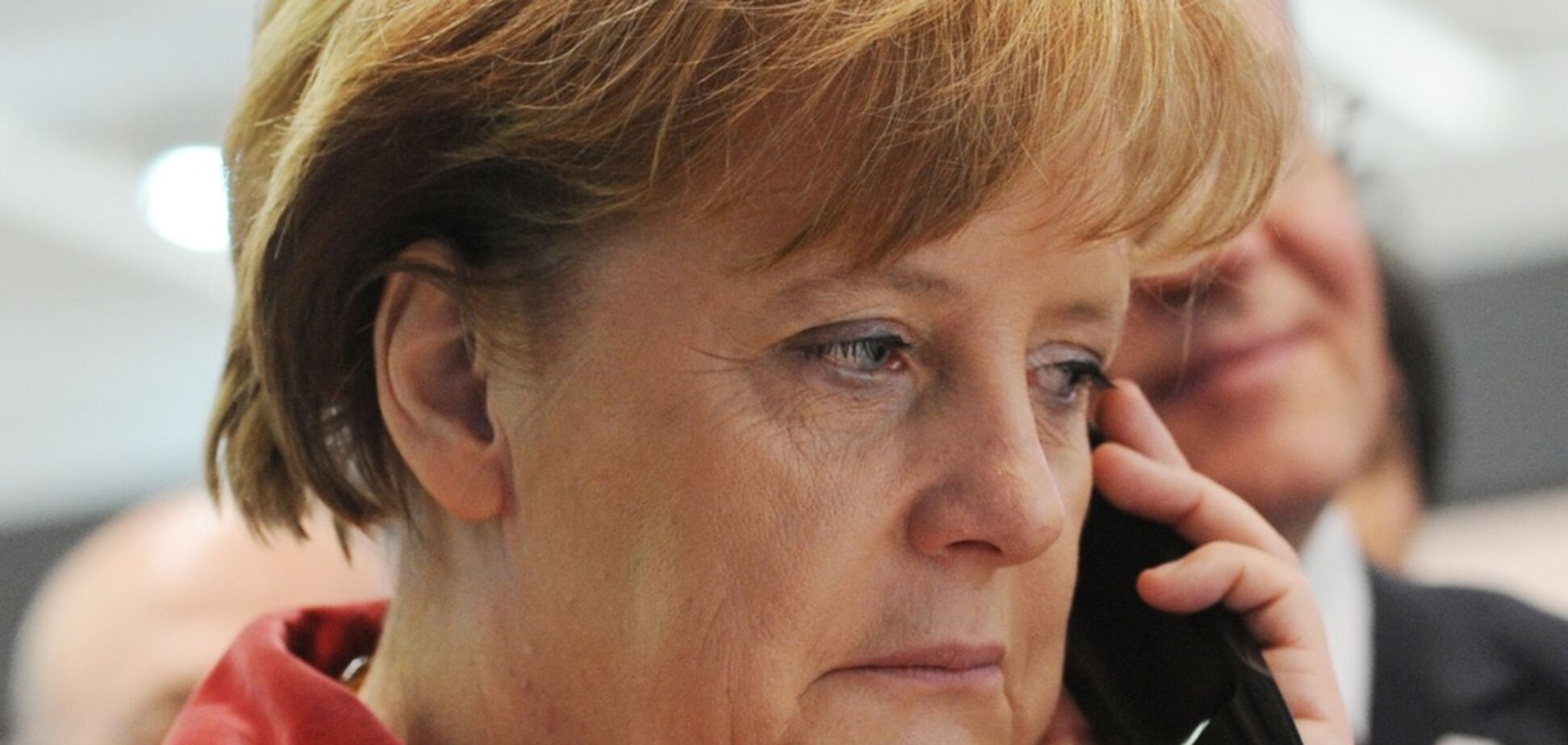 Меркель подзвонила Путіну через Україну: чого вимагає