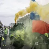 Протесты во Франции: Боровой назвал разрушительную цель Путина
