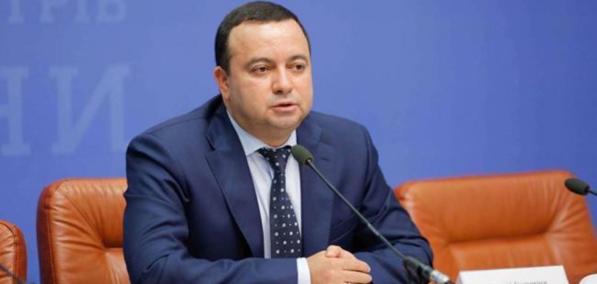 Кабмин отправил главу ГАСИ в отставку из-за фальшивого диплома