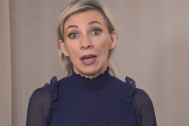 ''Подражает Риббентропу'': Захаровой ярко ответили на истерику из-за Крымского моста